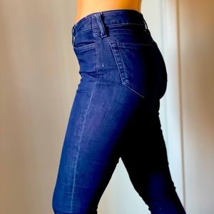 Tommy Hilfiger dark blue jeans